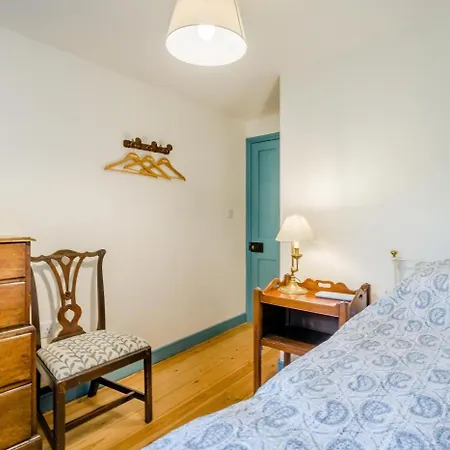3 Bed In Oc-l42737 *